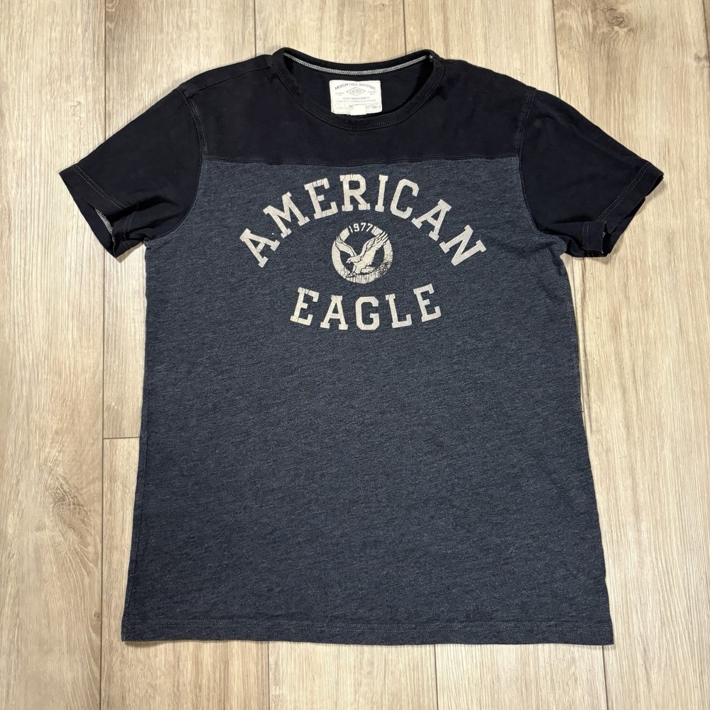American Eagle Distressed Black Short Sleeve Logo Spellout T-Shirt Size Medium